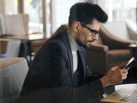 Takich reklam już nie zobaczysz na Facebooku i Instagramie. Zemsta na politykach Takich reklam już nie zobaczysz na Facebooku i Instagramie. Zemsta na politykach