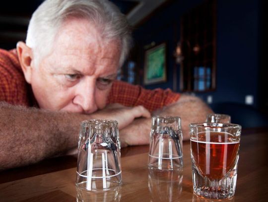Urzędowa cena na alkohol? Strach przed powrotem melin