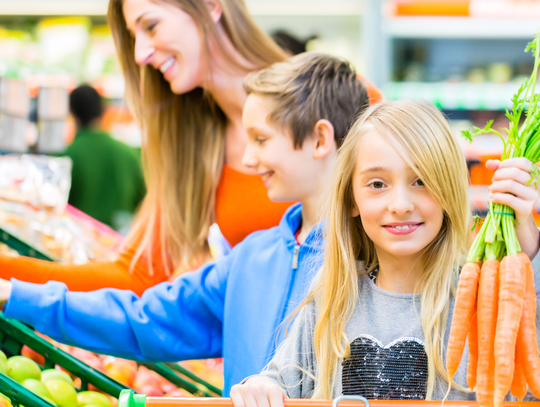 Wolimy dyskonty czy hipermarkety? Sprawdź, co wybrali klienci Wolimy dyskonty czy hipermarkety? Sprawdź, co wybrali klienci