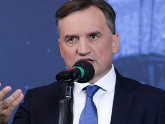 Ziobro z azylem politycznym na Węgrzech. „Jest skończony politycznie”