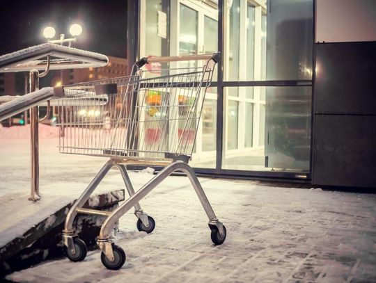 Związkowcy chcą wcześniejszego zamykania sklepów