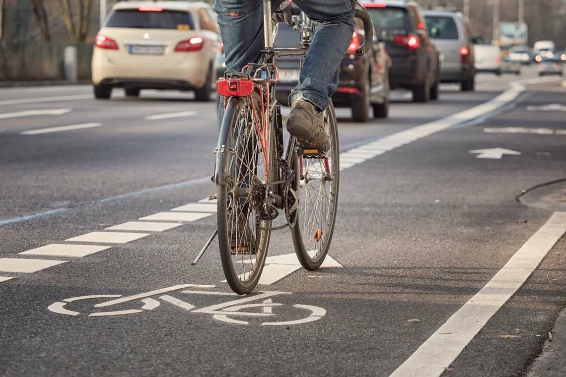 Spacer po ścieżce rowerowej będzie wykroczeniem. Policja wystawi za to mandat