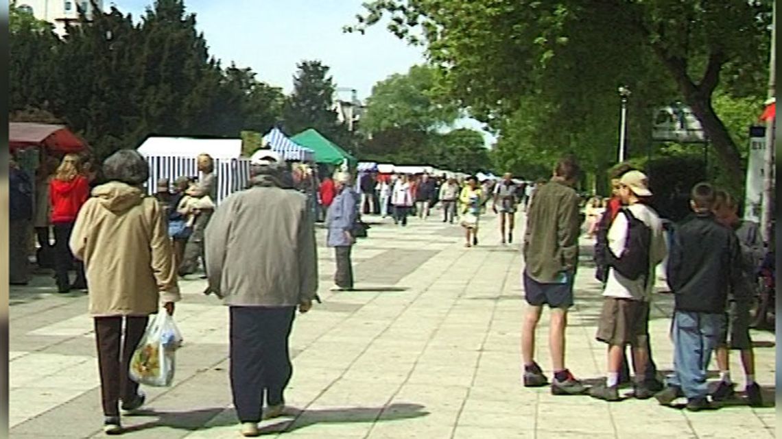 Z archiwum telewizji – monitoring miasta – maj 2004 rok.