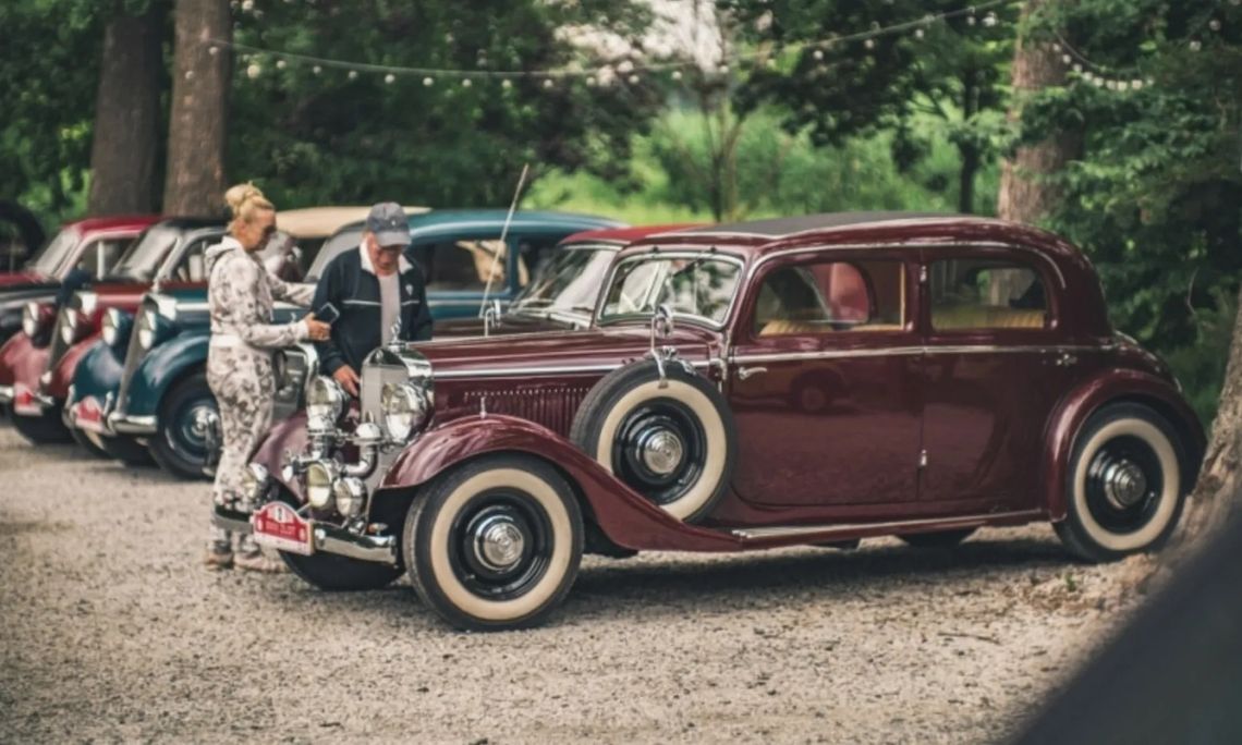 Zlot Zabytkowych Mercedesów Zlot Zabytkowych Mercedesów